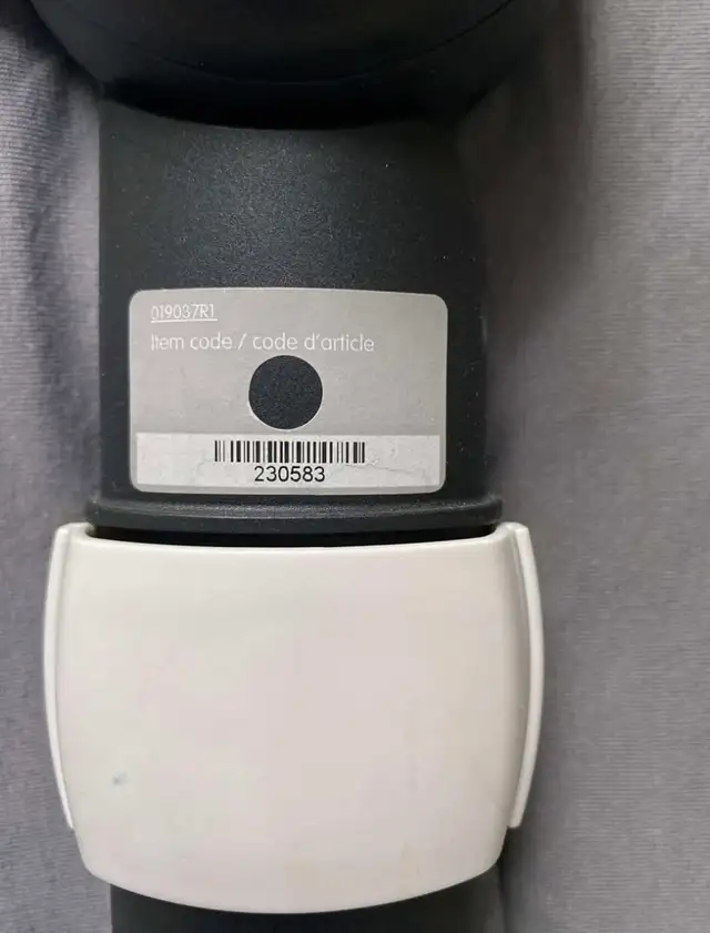 Bugaboo Fox 1 - stroller seat frame in Strollers, Carriers & Car Seats in City of Montréal - Image 4