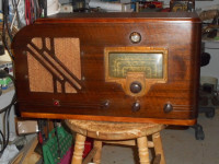 Very nice RCA antique table radio RESTORED