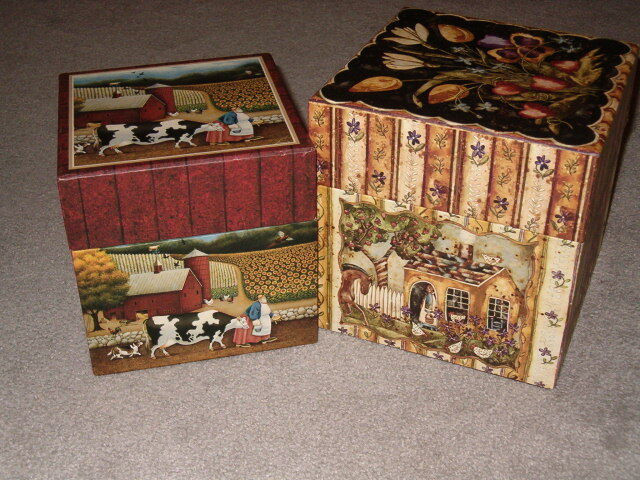 Christmas gift keepsake box,      M&M in Other in Winnipeg - Image 2