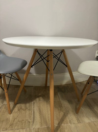 Dining Table with 4 Chairs for Sale