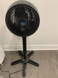 Vornado 683 Medium Pedestal Whole Room Air Circulator Fan
