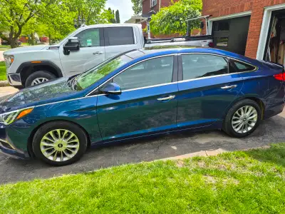2015 Hyundai Sonata 134000km. In great shape and very clean. A/C works great. Heated and cooled seat...