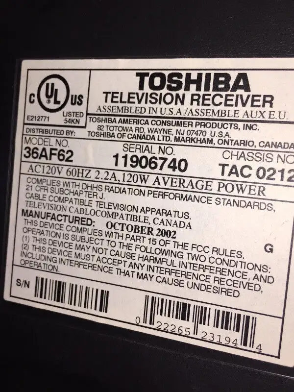 36” Toshiba TV in TVs in Markham / York Region - Image 5