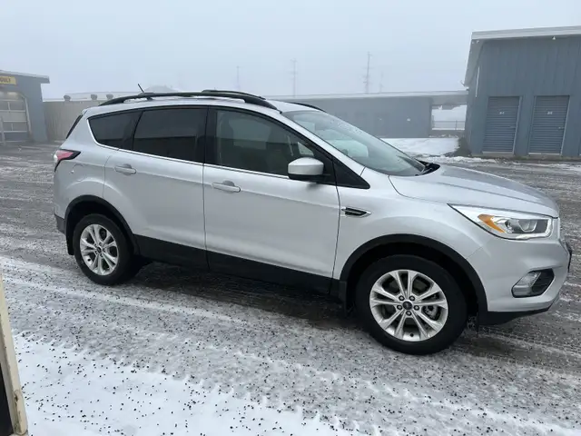 2018 Ford Escape64639722153985120