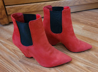 Aldo Chervil Red Suede Chelsea Ankle Boots in Size 7