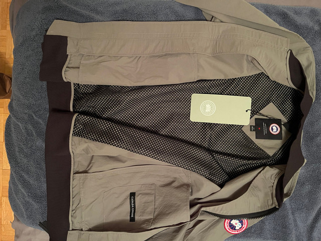 Canada Goose Faber Bomber - Small in Men's in City of Toronto - Image 4