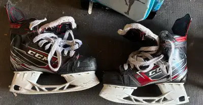 CCM Tacks 480 Size 7.5, View more