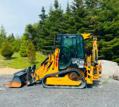 2020 JCB 1CXT – Only 204 Hours! | Compact Backhoe Loader – Excellent Condition Located in St. John's...