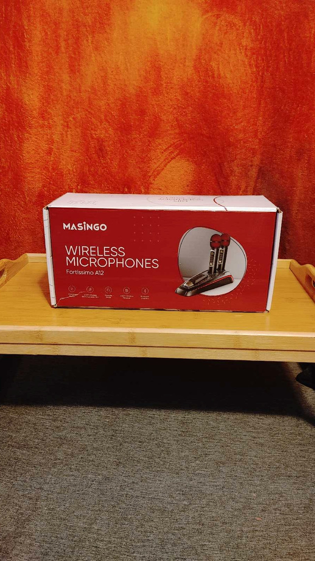 Masingo wireless UHF microphone set in Pro Audio & Recording Equipment in City of Toronto