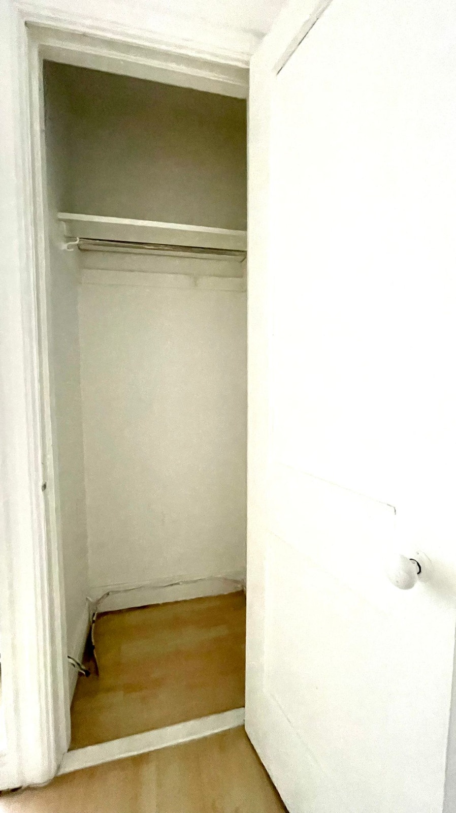 Studio près du Métro Sherbrooke, Carré Saint-Louis — photo 3