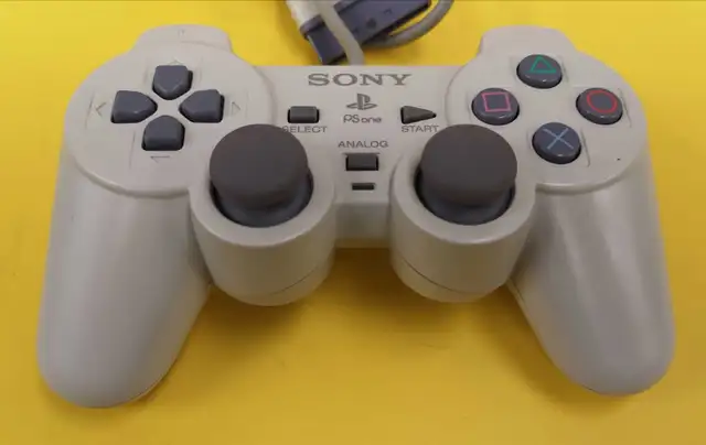 PlayStation One Console64722634988545121