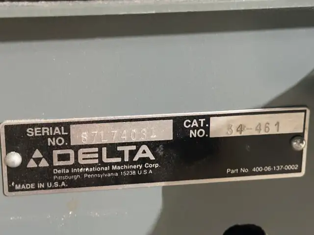 Delta 10” Cabinet Table Saw /router in Power Tools in Strathcona County - Image 7