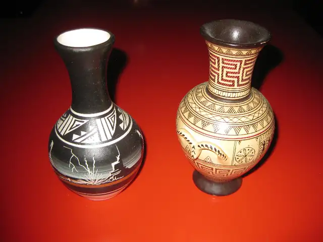 PLUSIEURS ARTICLES EN PORCELAINE in Arts & Collectibles in Laval / North Shore - Image 5