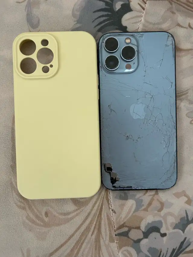 Apple iPhone 13 Pro Max  {firm} in Cell Phones in City of Toronto - Image 3