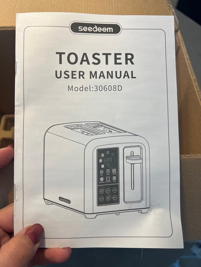 SEEDEEM 1.5" wide slots toaster in Toasters & Toaster Ovens in Edmonton - Image 3
