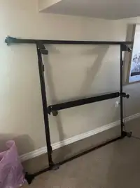 Adjustable bed frame (queen/ king)