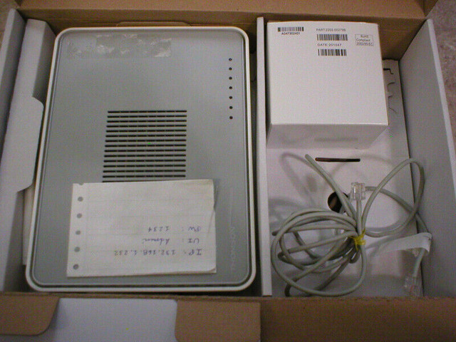 ROUTEUR ADSL MODEM CABLE TG784 ADSL fax T-38 WIFI TG-784 dans Téléphones résidentiels et répondeurs  à Longueuil/Rive Sud