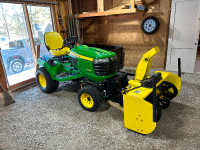 Lawn tractor X758