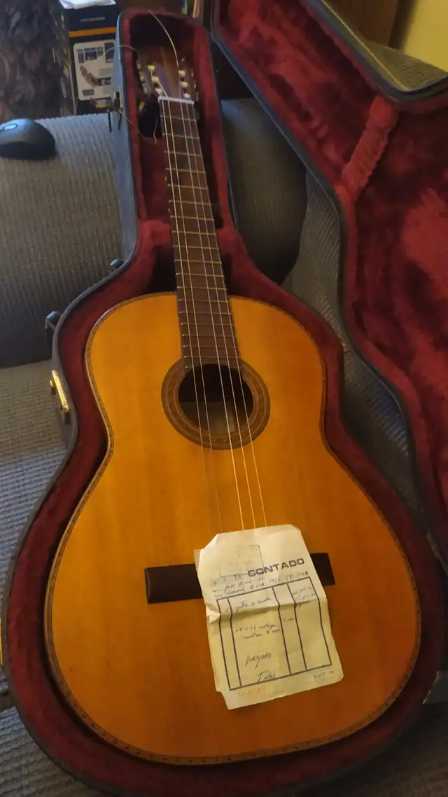 3 Guitares (tango, cutaway, pick-up) pour professionnels in Guitars in City of Montréal - Image 2