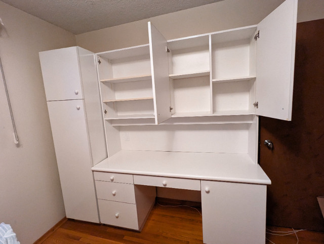 Custom Desk with top hutch and side storage area in Desks in Hamilton - Image 3