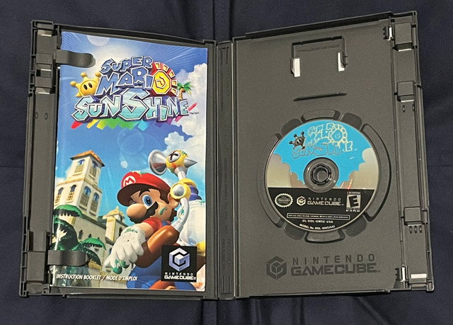 Nintendo Gamecube Super Mario Sunshine in Older Generation in Cape Breton - Image 2