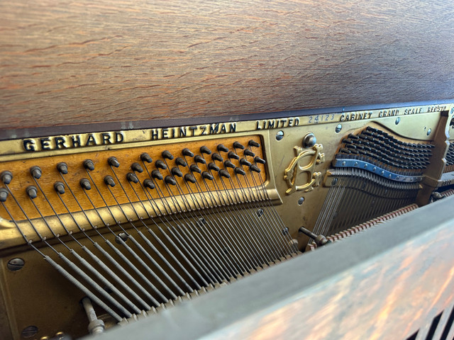 Vintage Piano from the year 1900  in Pianos & Keyboards in Edmonton - Image 4