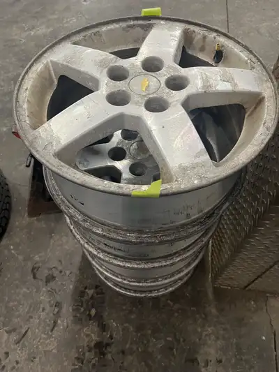 Awesome Chevy cobalt rims 16 inch 5 bolt. Chevy cruise rims. GMC center caps all 4 for $140 obo