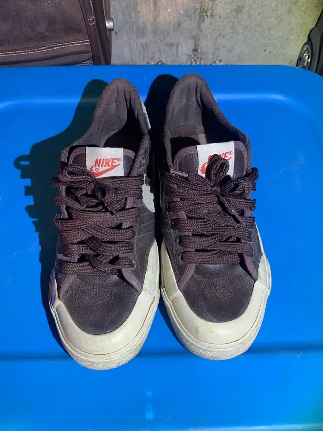 men’s Nike casual shoes in Men's Shoes in Kitchener / Waterloo - Image 2