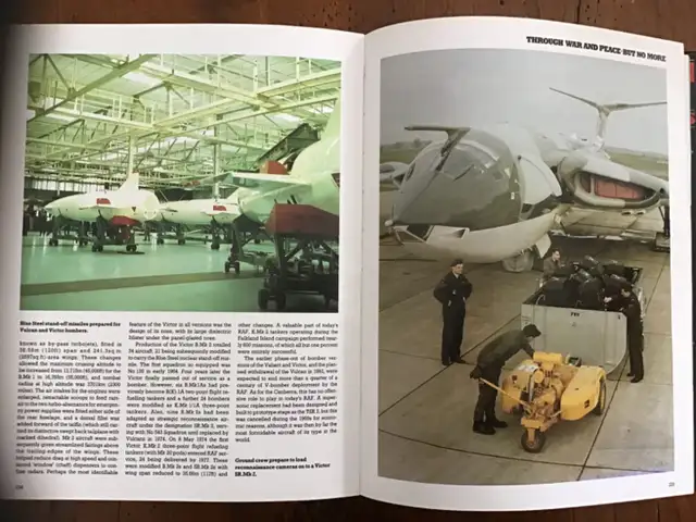 Jet Warplanes by Michael J.H. Taylor in Non-fiction in Gatineau - Image 11