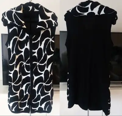 NWOT (Size M) Women's Black/White Zip Up Sleeveless Jacket Dress, View more