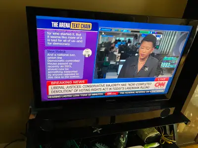 40” colour TV HD Samsung, View more
