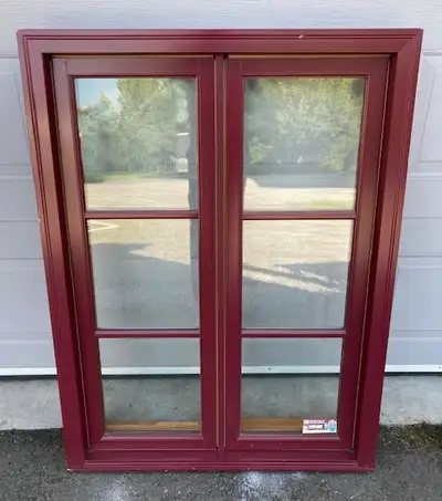 Fenêtre fixe hybride rouge 33"1/8 x 46"1/4 à vendre, View more