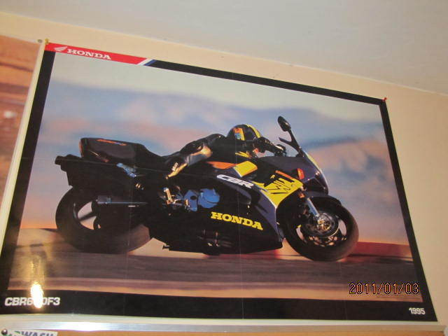 Poster of Honda CBR 600 in Motorcycle Parts & Accessories in Brantford