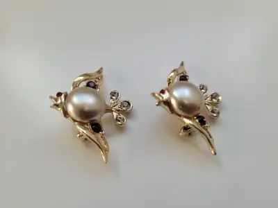 Vintage Jelly Belly Faux Pearl and Rhinestone Fish Pins, View more