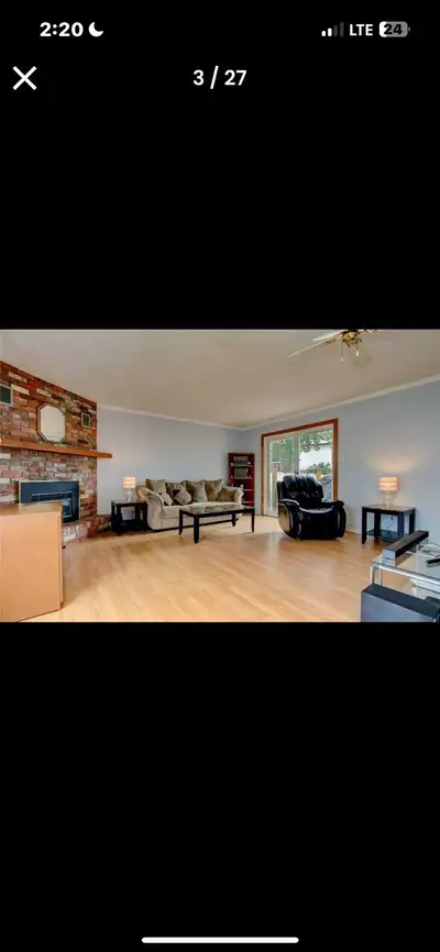 2 Rooms available in a 3 bedroom house!!