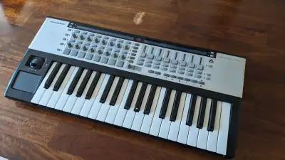 Novation ReMote 37 SL mk1 MIDI Keyboard Controller, View more