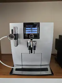 Jura Impressa J9 Super Automatic Espresso Machine – Fully Refurb