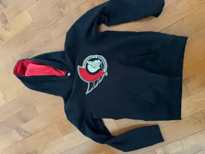 Extra large size 14-16 Sens hoodie Pick up barrhaven