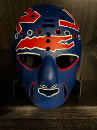 Rare…Upper Deck Glenn "Chico" Resch mini mask with stand