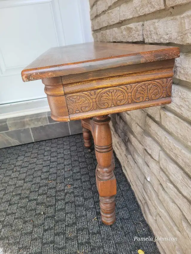 hall table in Other Tables in City of Toronto - Image 4