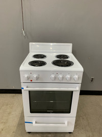 Immaculate Danby White Coil Top Stove 24 For Sale