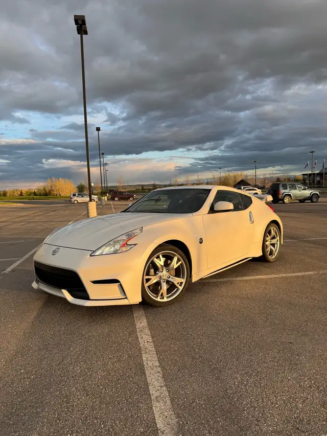 2010 Nissan 370z Nismo