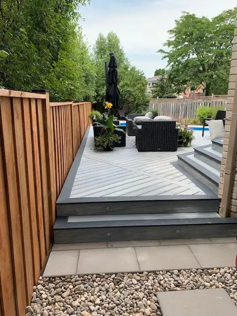 Decks, Fencing, Pergolas, Gazebos, Sheds - Custom Build in Fence, Deck, Railing & Siding in Oakville / Halton Region - Image 3