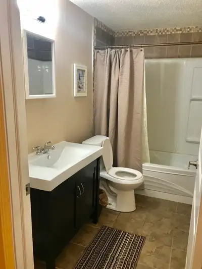 ent in Fort-Saskatchewan .The suite is located in a very safe and quiet area,only 5 minutes walk fro...