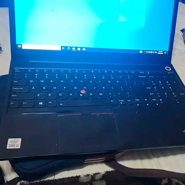 Lenovo ThinkPad528038468455639041