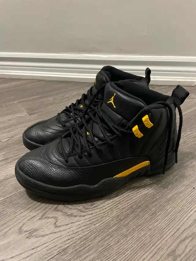 Jordan 12 Retro in Men's Shoes in Brantford - Image 2