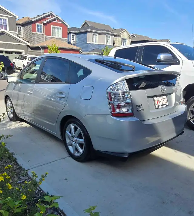2008 Toyota Prius one owner low km