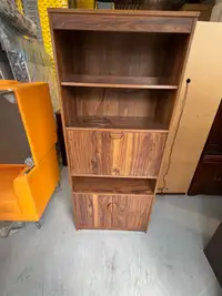 Free delivery used hutch