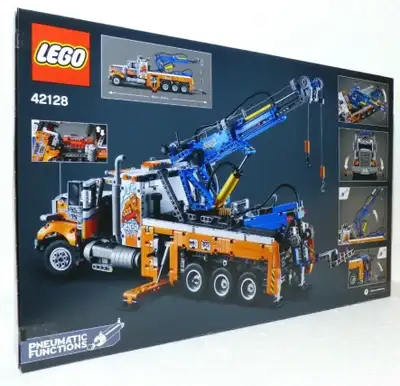 ✅ Brand new in original box (EOL – Rare!) ✅ 2,017 pieces – Advanced building challenge ✅ Realistic f...