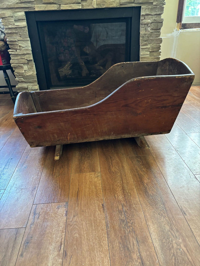 antique cradle  in Arts & Collectibles in Owen Sound